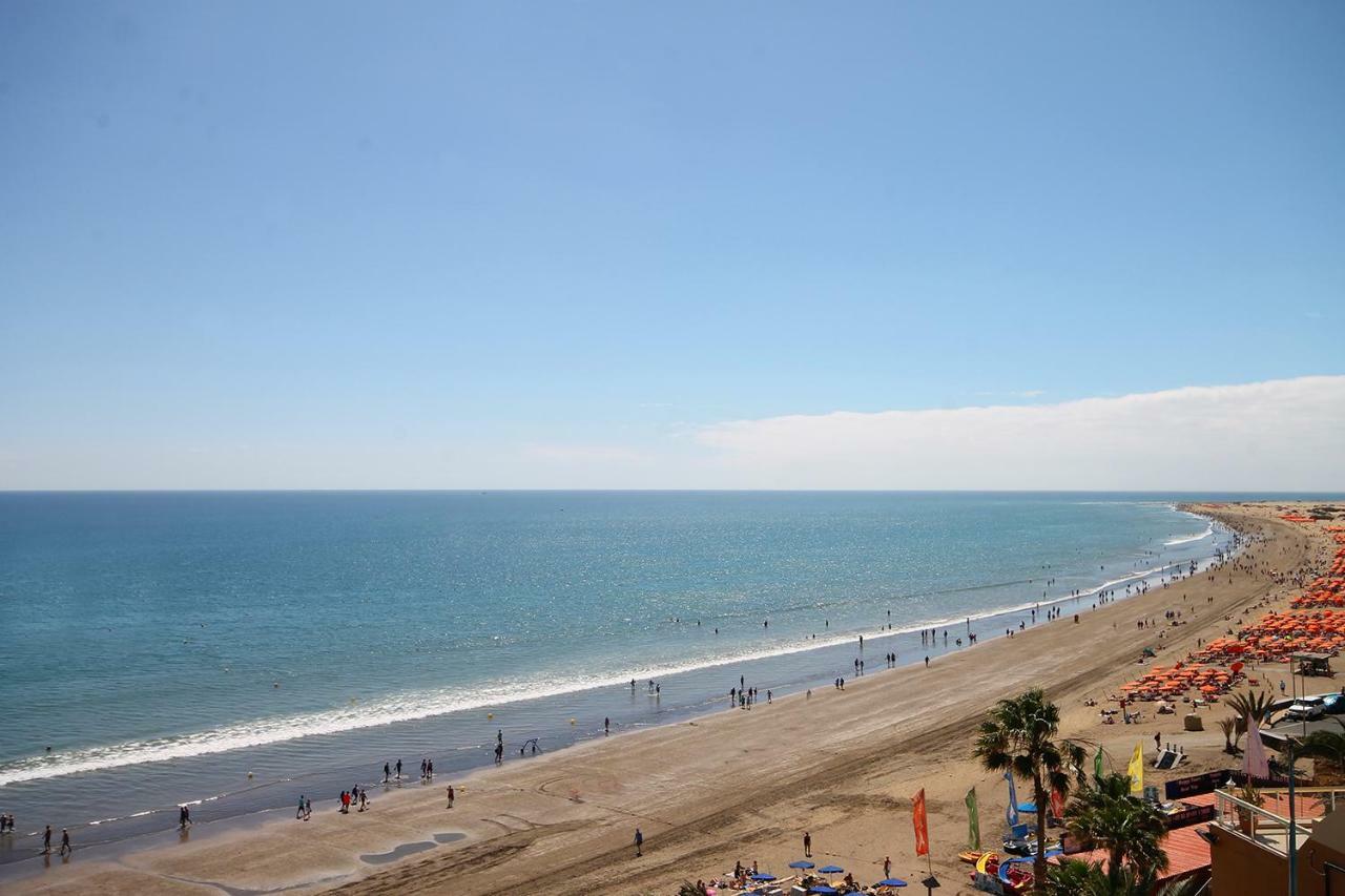 פלאייה דל אינגלז Fantastic Apartment Near The Beach מראה חיצוני תמונה