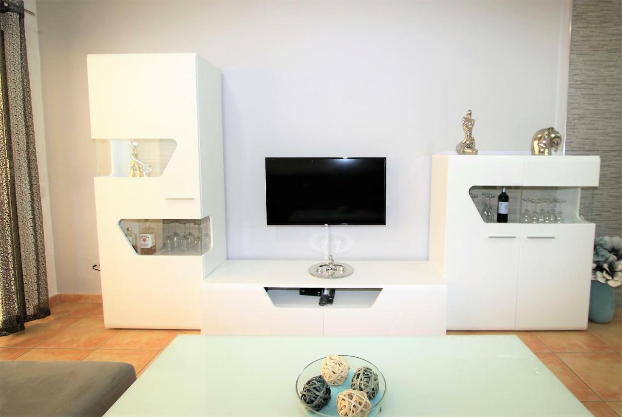 פלאייה דל אינגלז Fantastic Apartment Near The Beach מראה חיצוני תמונה