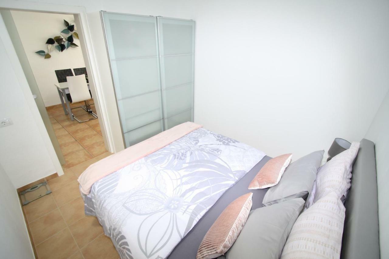 פלאייה דל אינגלז Fantastic Apartment Near The Beach מראה חיצוני תמונה